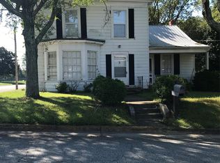 1619 Fenton St, South Boston, VA 24592
