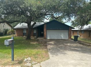 2027 Castle Gate Cir, San Marcos, TX 78666