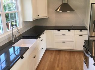 29 Dimmock Rd, Waterford, CT 06385