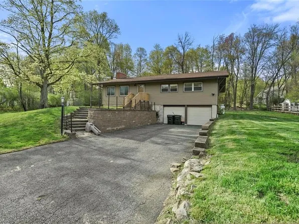 136 Quaker Hill Road, Monroe, NY 10950