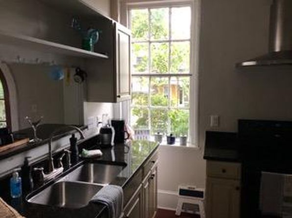 46 1/2 Montagu St #B