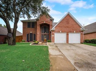 2853 Alcot Ln, Grand Prairie, TX 75052