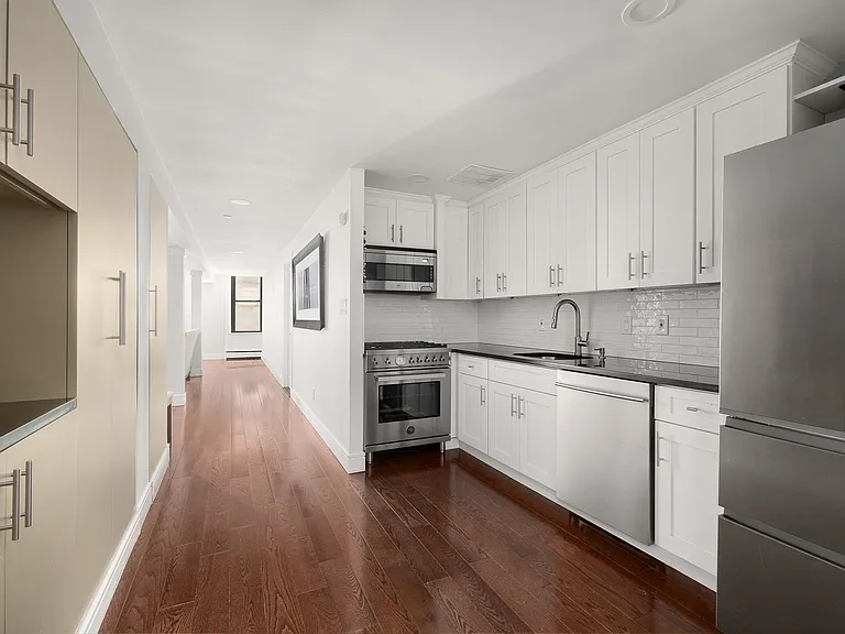 264 Water St #3B — Photo 3