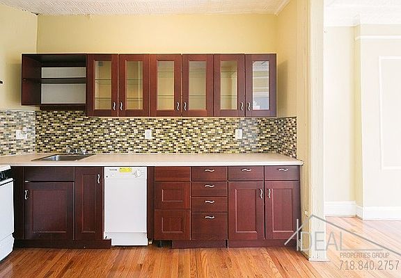 5th image of 323 7th St #1L