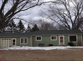 N64W15384 Sunny Dale Dr, Menomonee Falls, WI