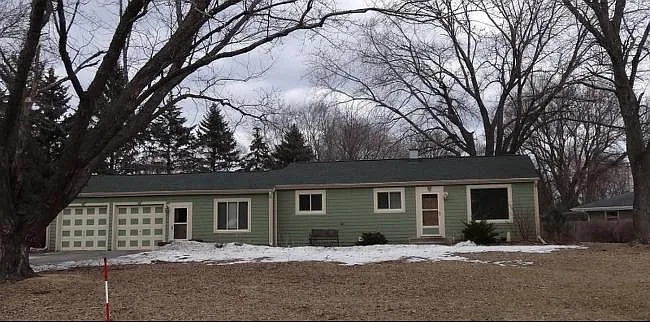 N64W15384 Sunny Dale Dr photo 1