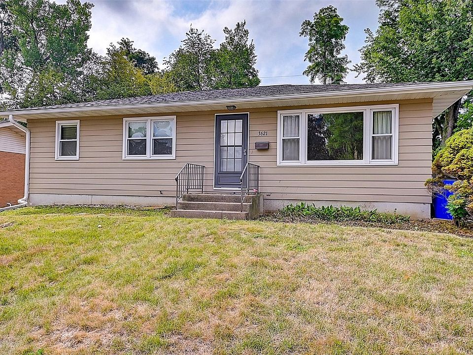 1st image of 3621 Bel Air Dr SE