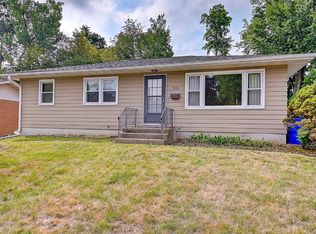 3621 Bel Air Dr SE, Cedar Rapids, IA 52403