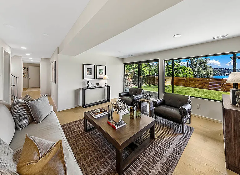 7936 Seward Park Ave S — Photo 36