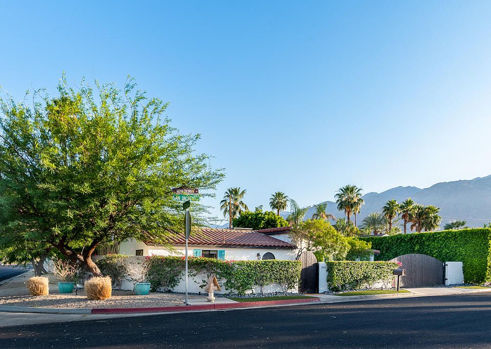 1st image of 1685 E San Jacinto Way