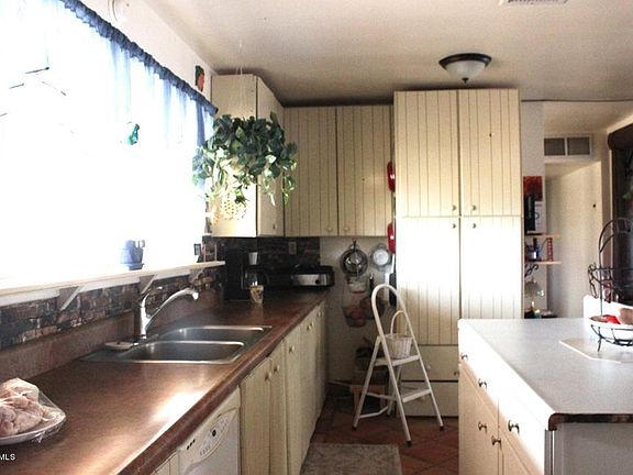 3rd image of 5400 S Cavalry Ln