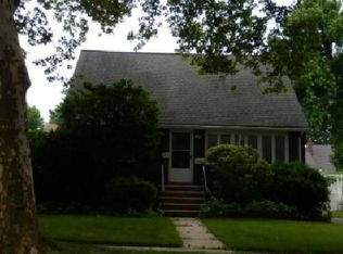 146 Munn Ave, Teaneck, NJ 07666