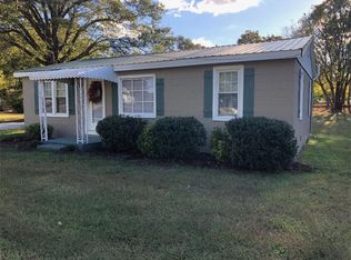 2005 Airport Rd, Greenwood, SC 29649