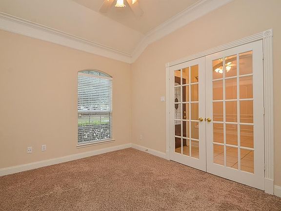 4th image of 21602 Highland Knolls Dr