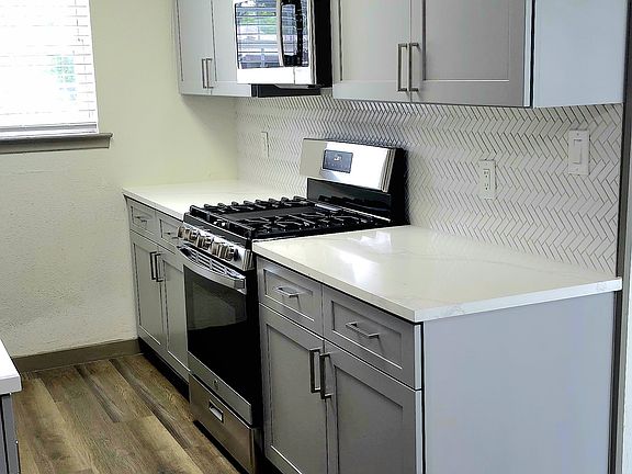 new gas stove stove and microwave