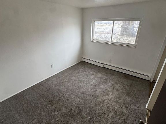 4th image of 5058 Broadway Ave APT 2
