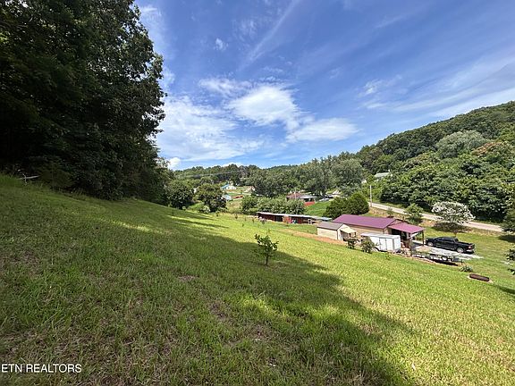 2nd image of 1926 Newman Hollow Rd