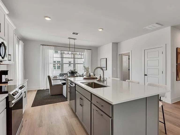 Spacious Kitchen & Dining Room