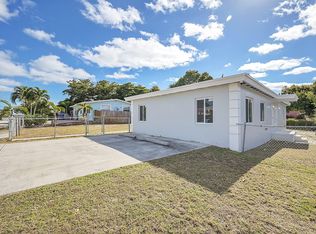 1157 W 36th St #2, West Palm Beach, FL 33404