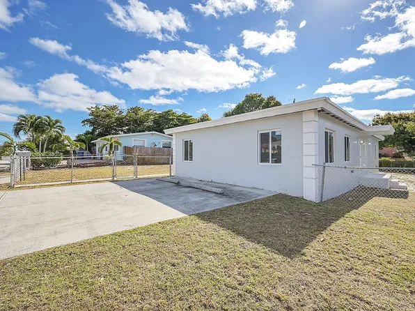 1157 W 36th St #2, West Palm Beach, FL 33404