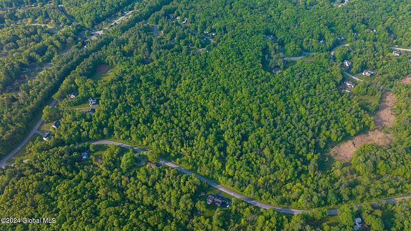 5th image of 178 Cramer Road
