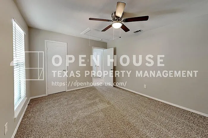 845 Whitehall Dr — Photo 12