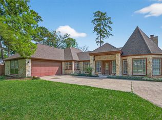 3022 Grace Ln, Highlands, TX 77562