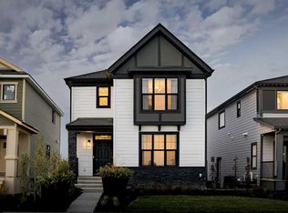 92 S Ashlar Rd NW, Calgary, AB T3R2M3