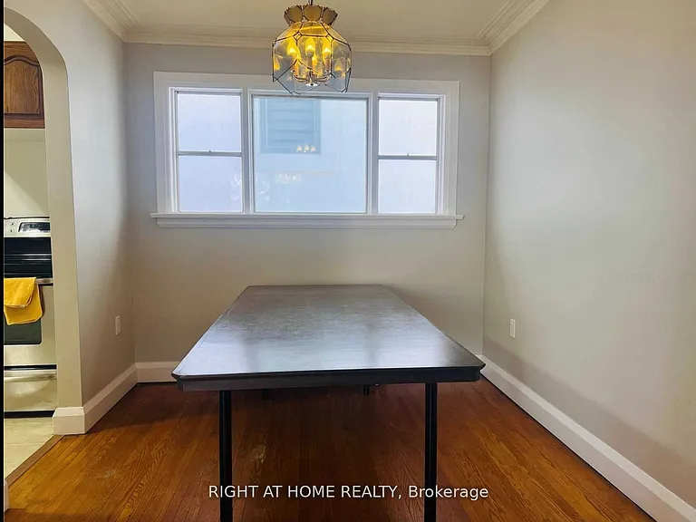 201 Codsell Ave — Photo 7