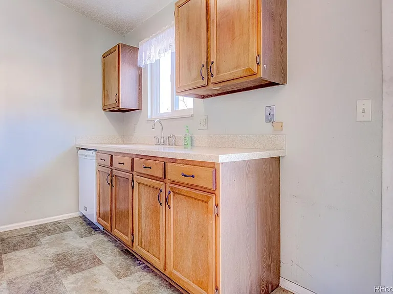 2025 Eddington Way — Photo 16