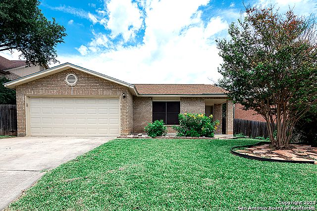 1st image of 15726 Persimmon Hill Dr