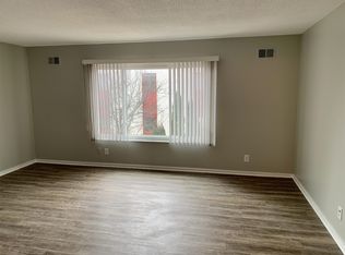5611 Goodhue Rd APT 204W, Toledo, OH 43615