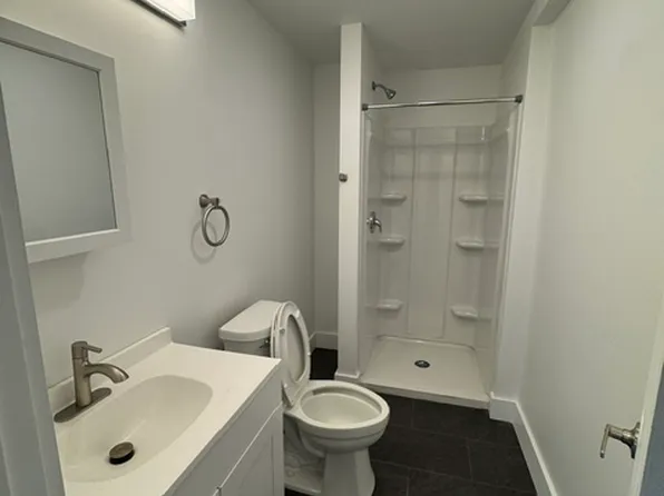 142 Archibald St #A, Burlington, VT 05401