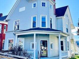 215 E Prospect St, Covington, VA 24426