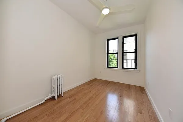 Rented by Buchbinder & Warren | media 28