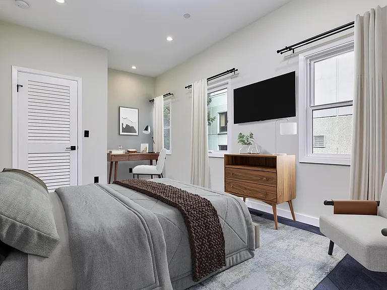 3028 Regent St #B — Photo 18