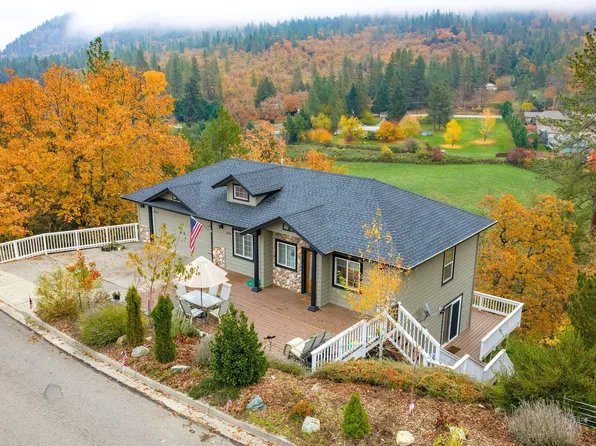 1550 Panoramic Loop, Grants Pass, OR 97527