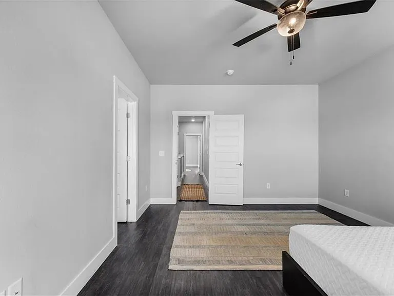 2164 Million Ln — Photo 18