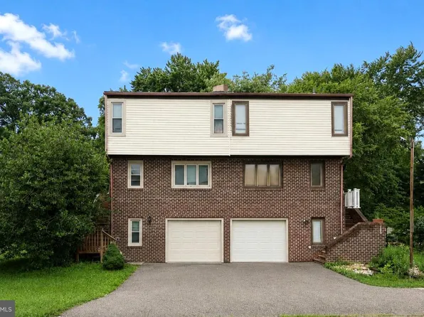 124 Hamlet Dr, King Of Prussia, PA 19406