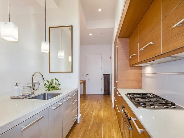 360 Furman St APT 314, Brooklyn, NY 11201