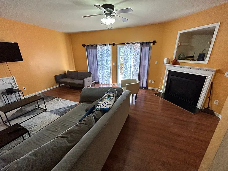 306 Linden Park Ln — Photo 8