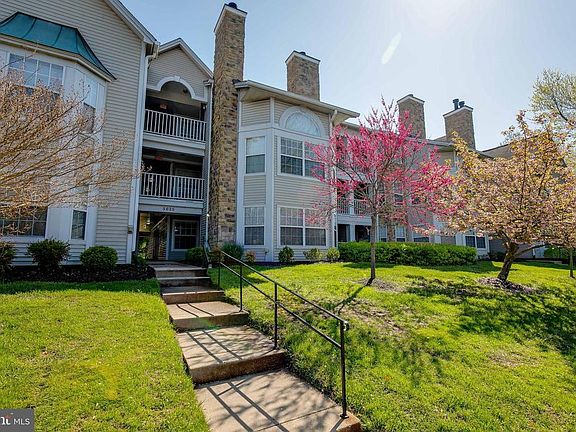 2nd image of 5625 Willoughby Newton Dr Unit 16