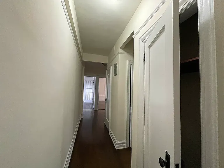 109 Park Ln S #A — Photo 3