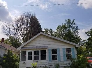 126 E Linsey Blvd, Flint, MI 48503