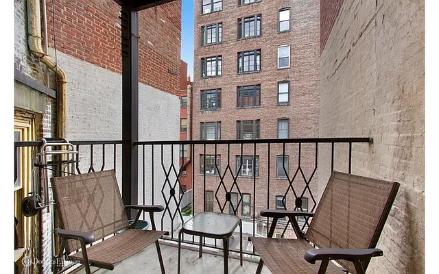 Rented by Douglas Elliman | media 41