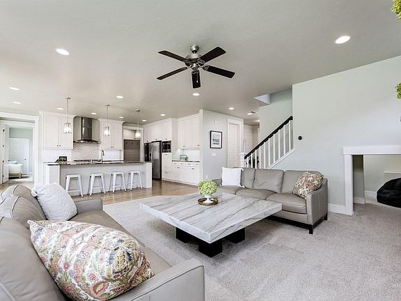 3rd image of 5832 N Bolsena Ave
