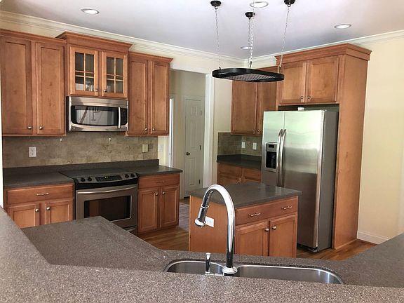 4th image of 5707 Sentinel Ct