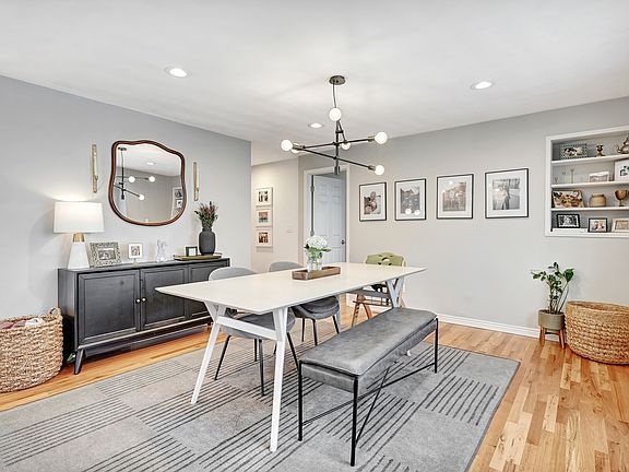 3rd image of 6526 S Elizabeth Way