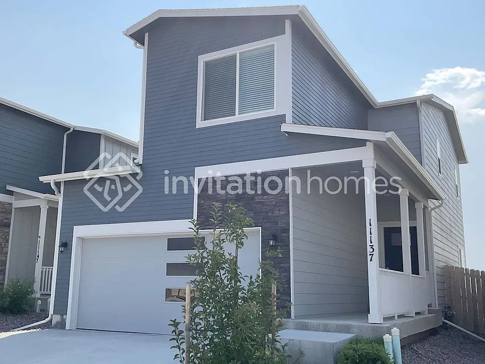 11137 House Finch Ln