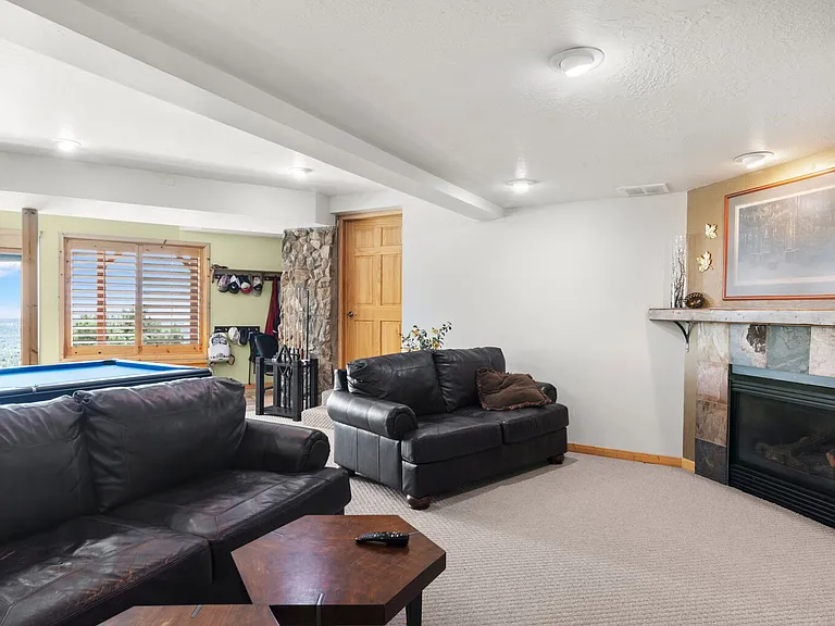 2456 E Bonneville Terrace Dr — Photo 6